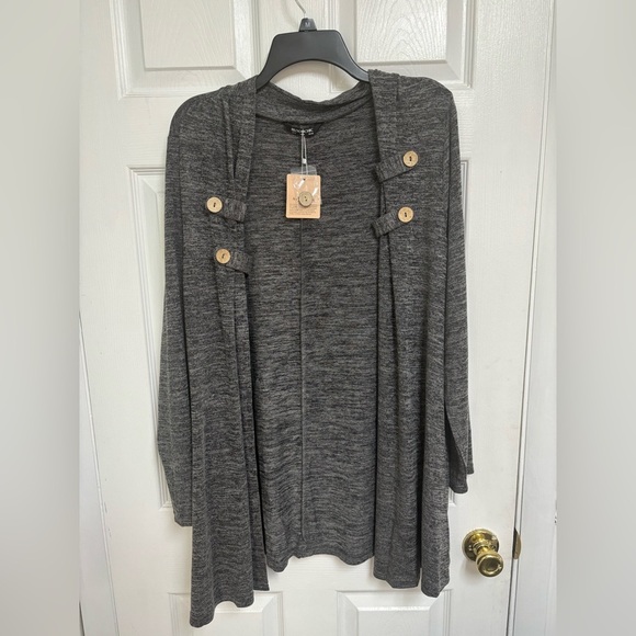 BloomChic Sweaters - Bloomchic Open-Front Button Detail Sweater Gray Women’s Size 12 NEW